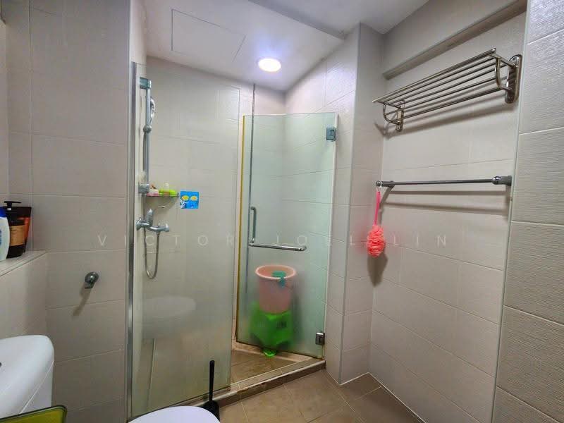 Fernwood Towers, 22 Fernwood Terrace, East Coast / Marine Parade, 3 Bedrooms, 1,195 sqft, Condominium For Rent, by Victor Joel Lin, 25084223 - PropertyGuru.com.sg