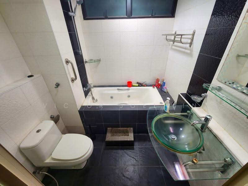 Fernwood Towers, 22 Fernwood Terrace, East Coast / Marine Parade, 3 Bedrooms, 1,195 sqft, Condominium For Rent, by Victor Joel Lin, 25084223 - PropertyGuru.com.sg
