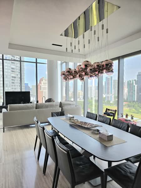 For Sale - TwentyOne Angullia Park