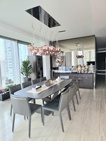 For Sale - TwentyOne Angullia Park