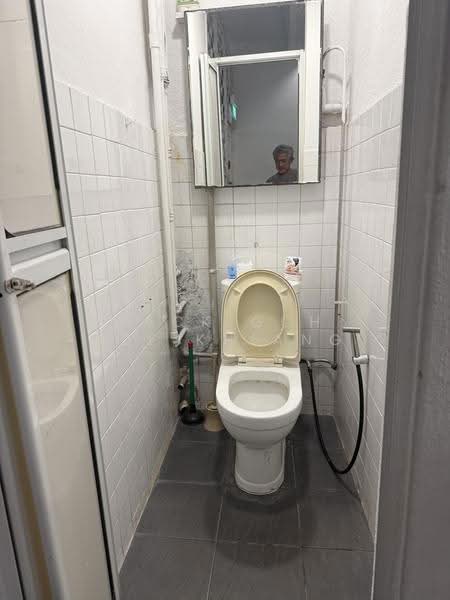 78 Indus Road, 78 Indus Road, Alexandra / Commonwealth, 635 sqft, Shop / Shophouse For Rent, by Zack Goh Tze Khiang, 25084430 - Bathroom - CommercialGuru.com.sg