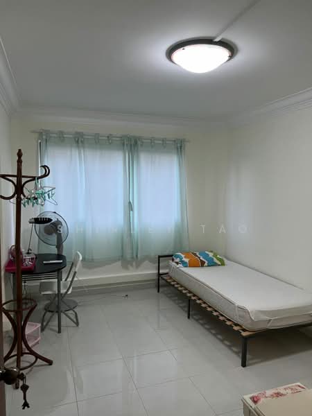 212 Jurong East Street 21, 212 Jurong East Street 21, Room Rental, 350 sqft, HDB Flat For Rent, by Shirley Tao, 25084463 - PropertyGuru.com.sg