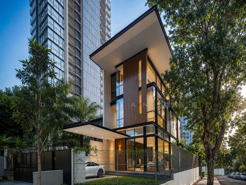 ⭐️VERY RARE SEMI-D @ ORCHARD VICINITY | NEAR MRT & ORCHARD SHOPPING BELT | LESS THAN 10-YR-OLD HSE⭐️, Lengkok Angsa Paterson Jalan Arnap Tupai Kelawar One Tree Hill Merak Jintan Elok Kayu Manis Lada Puteh Grange Tanglin Nassim Mutiara Hoot Jervois Kiam, 5 Bedrooms, 3,531 sqft, Semi-Detached House For Sale, by Damian Tan 陈係赈, 25084655 - PropertyGuru.com.sg