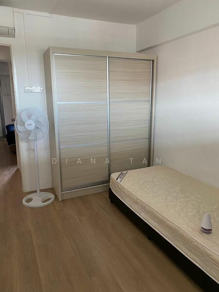 457 Ang Mo Kio Avenue 10, 457 Ang Mo Kio Avenue 10, Room Rental, 110 sqft, HDB Flat For Rent, by Diana Tan, 25084662 - PropertyGuru.com.sg