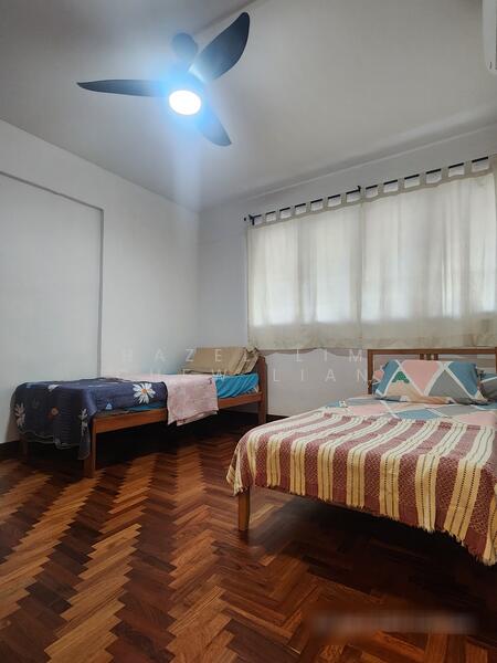 For Rent - 142 Bukit Batok Street 11