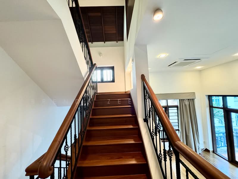 Exclusive listing at Coronation Freehold Detached w Pool ✧ 1km to Nanyang Pri ✧ 5 Mins to MRT, Coronation Road, 5 Bedrooms, 5,500 sqft, Detached House For Sale, by Brenda Zee (徐黎倫), 25085835 - PropertyGuru.com.sg