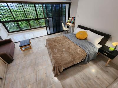 For Rent - Lakepoint Condo