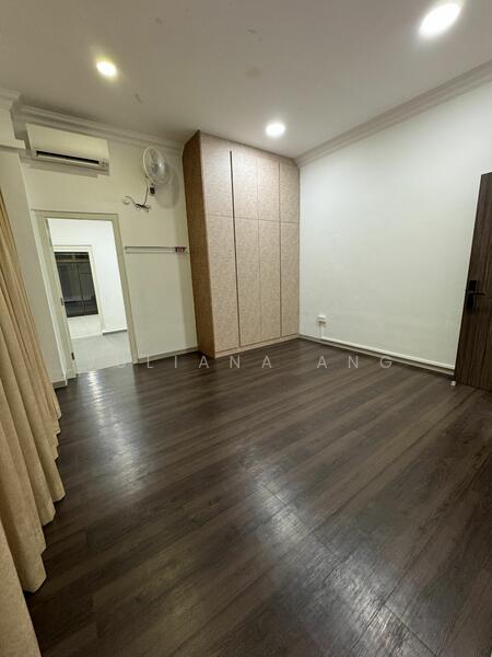 30 Jansen Road, 30 Jansen Road, 4 Bedrooms, 2,500 sqft, Detached House For Rent, by Juliana Ang, 25089028 - Bedroom 2 - PropertyGuru.com.sg