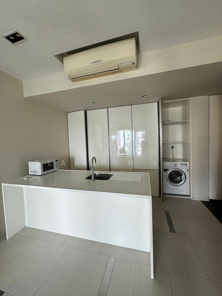 For Rent - Newton Suites