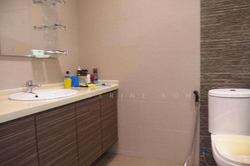 Kovan Freehold Semi-D Wide Frontage 10 Mins Walk to MRT Semi-Detached House For Sale at S$ 6,380,000 | PropertyGuru Singapore