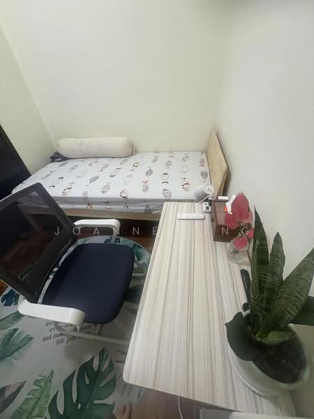 Lakepoint Condo, 10 Lakepoint Drive, Boon Lay / Jurong / Tuas, Room Rental, 120 sqft, Condominium For Rent, by Joanne Zeng, 25090541 - Bedroom - PropertyGuru.com.sg