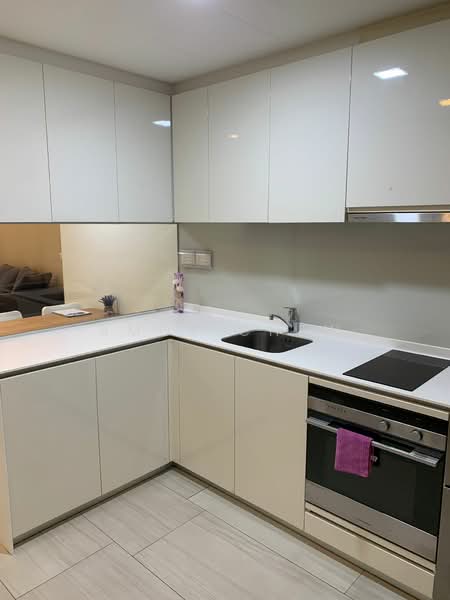 Lakeville, 9 Jurong Lake Link, 3 Bedrooms, 872 sqft, Condominium For Rent, by Amos Chew, 25090685 - Kitchen - PropertyGuru.com.sg