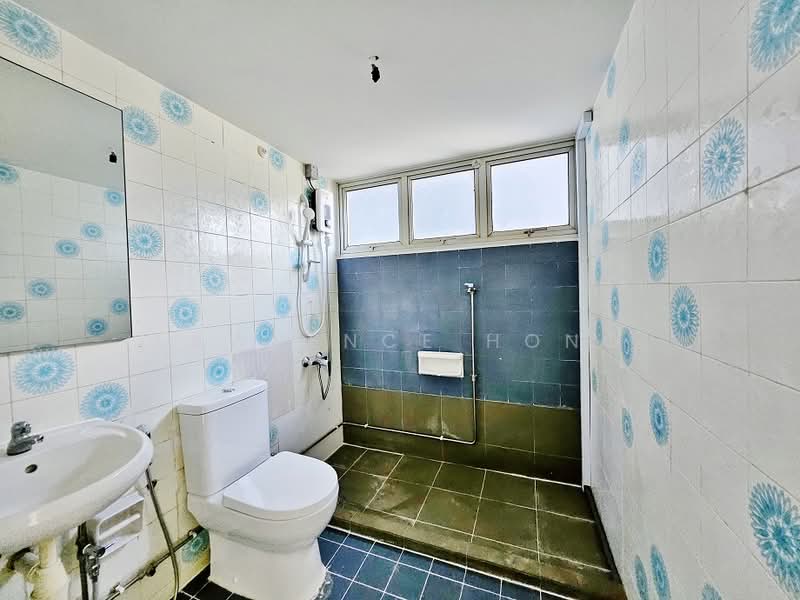 Chancery Court, 36H Dunearn Road, 2 Bedrooms, 926 sqft, Condominium For Rent, by Lawrence Hong, 25090894 - PropertyGuru.com.sg