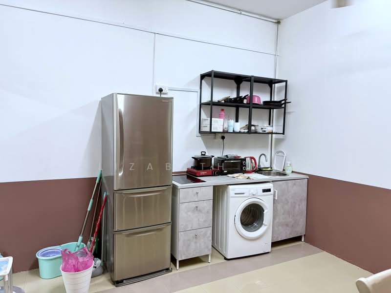 River Valley Road Common Rooms, River Valley Road, Room Rental, 200 sqft, Walk-up Apartment For Rent, by Elizabeth Mok, 25093254 - 470B - PropertyGuru.com.sg