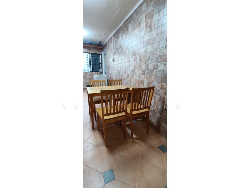 For Rent - 205 Jurong East Street 21