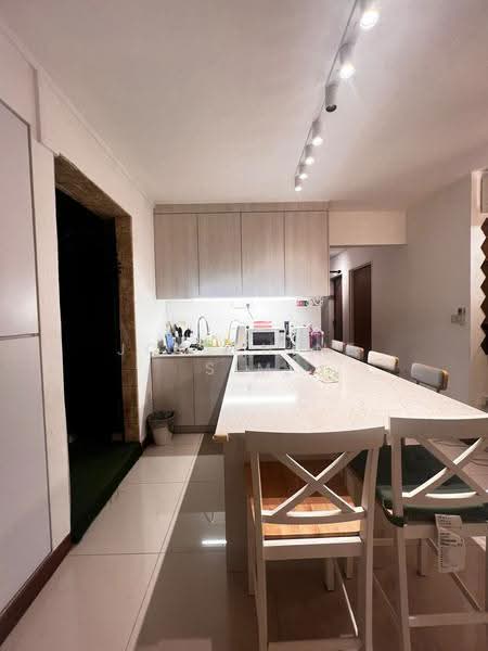 215B Compassvale Drive, 215B Compassvale Drive, Hougang / Punggol / Sengkang, Room Rental, 250 sqft, HDB Flat For Rent, by Josephine Sim, 25094118 - PropertyGuru.com.sg