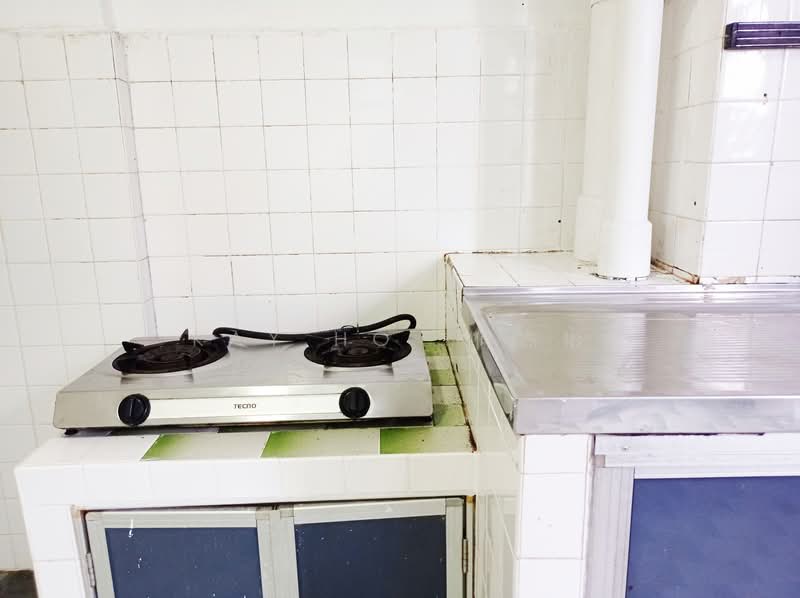 For Rent - 76 Bedok North Road