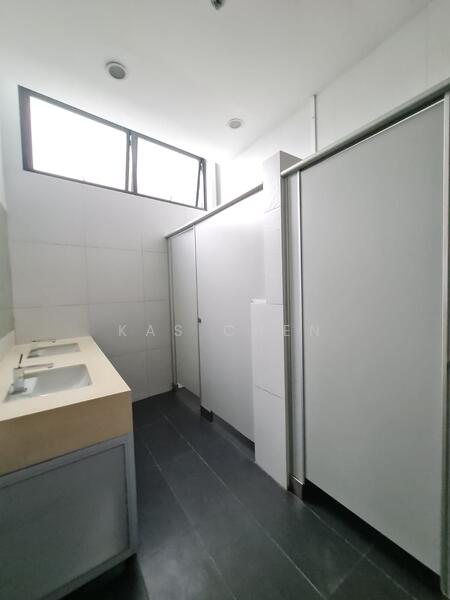 Novelty BizCentre, 18 Howard Road, Macpherson / Potong Pasir, 2,616 sqft, Light Industrial (B1) For Rent, by Kas Chen, 25094568 - CommercialGuru.com.sg