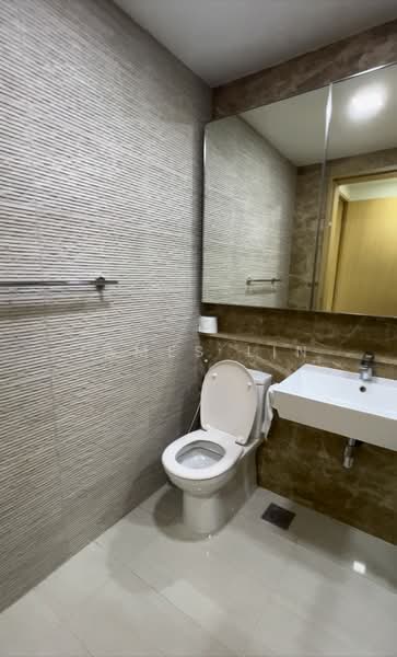 Boathouse Residences, 33 Upper Serangoon View, 3 Bedrooms, 893 sqft, Condominium For Rent, by James Lin, 25096008 - PropertyGuru.com.sg