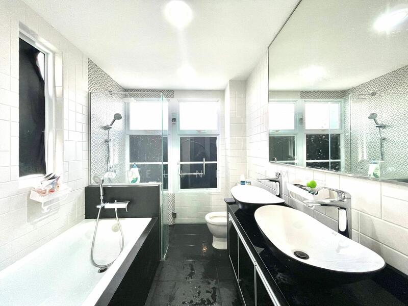 For Rent - Pavilion Park