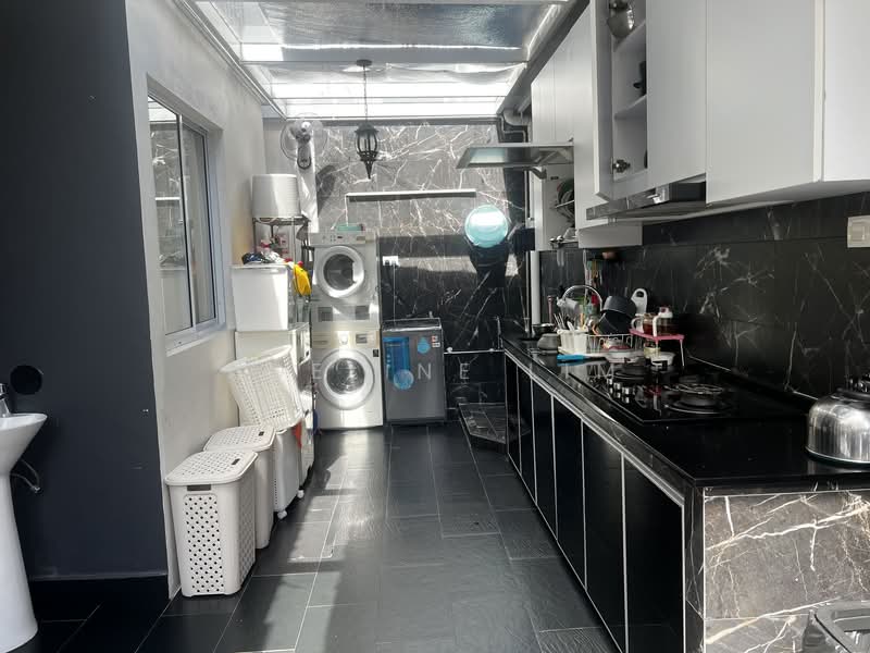 For Rent - Pavilion Park