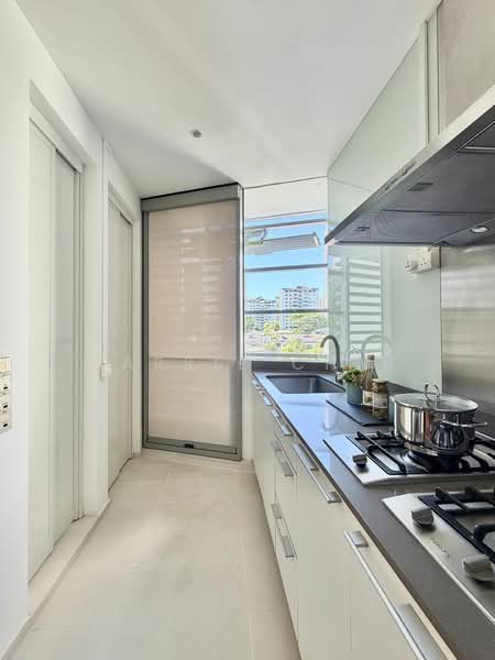 Cliveden at Grange, 100 Grange Road, 4 Bedrooms, 2,842 sqft, Condominium For Sale, by Carrie Chin, 25096341 - PropertyGuru.com.sg