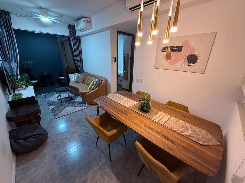 The M, 36 Middle Road, Beach Road / Bugis / Rochor, 2 Bedrooms, 667 sqft, Condominium For Rent, by Lester T., 25096896 - Living Room - PropertyGuru.com.sg