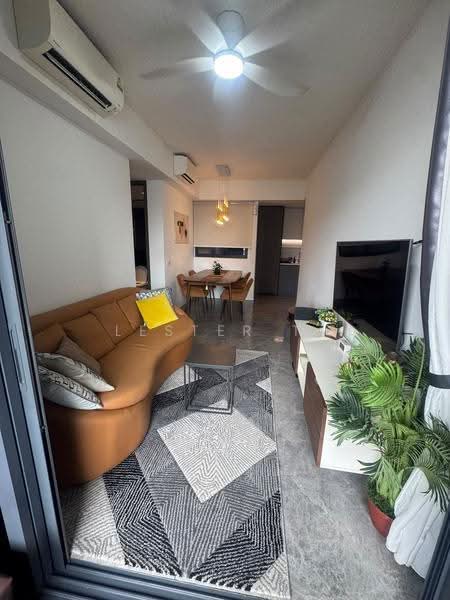 The M, 36 Middle Road, Beach Road / Bugis / Rochor, 2 Bedrooms, 667 sqft, Condominium For Rent, by Lester T., 25096896 - Living Room - PropertyGuru.com.sg