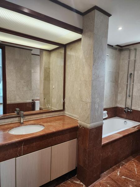 Costa Rhu, 5 Rhu Cross, 4 Bedrooms, 2,100 sqft, Condominium For Rent, by Jimmy Ng Swee Jin, 25097142 - Master Bedroom Attached Toilet - PropertyGuru.com.sg