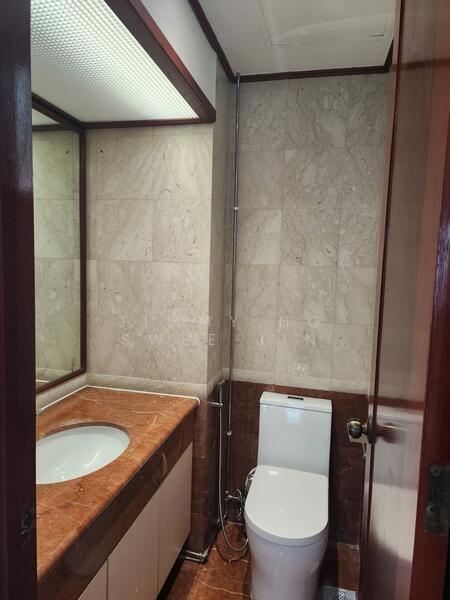 Costa Rhu, 5 Rhu Cross, 4 Bedrooms, 2,100 sqft, Condominium For Rent, by Jimmy Ng Swee Jin, 25097142 - Powder room - PropertyGuru.com.sg