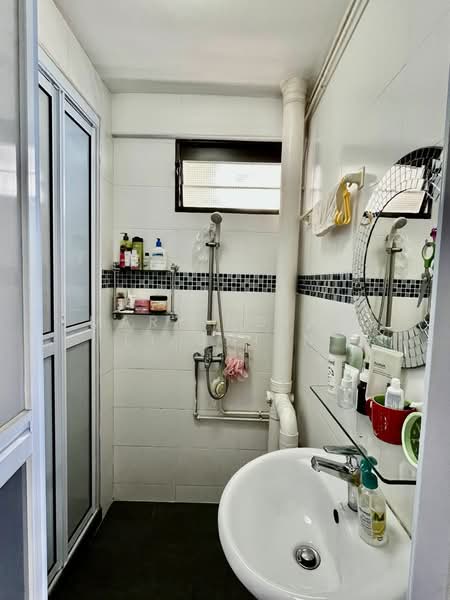 25 Toa Payoh East, 25 Toa Payoh East, 3 Bedrooms, 721 sqft, HDB Flat For Rent, by Mary Ngiam Ei Chien, 25097346 - PropertyGuru.com.sg