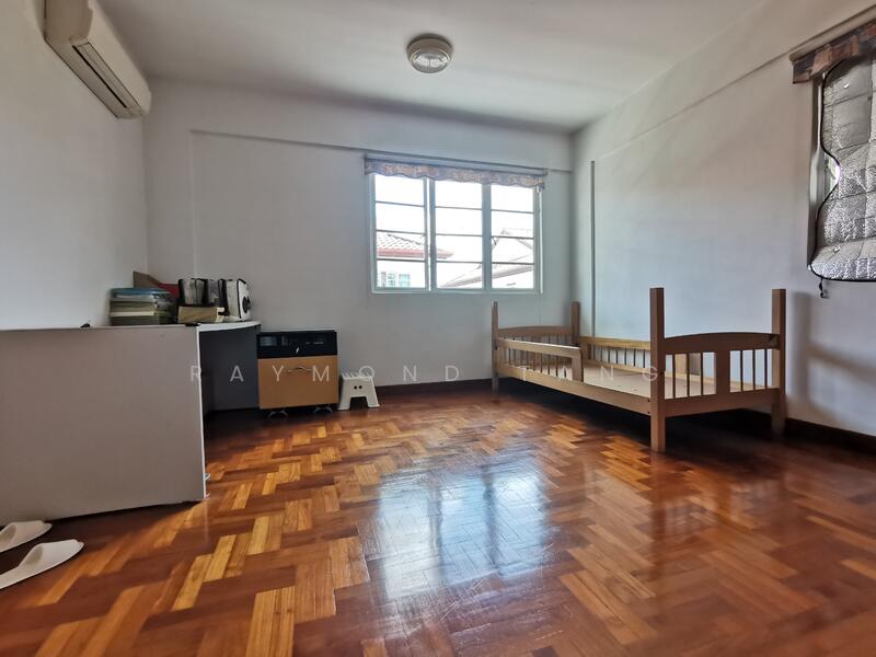 Springside Drive, , 4 Bedrooms, 2817 sqft, Corner Terrace For Sale, by