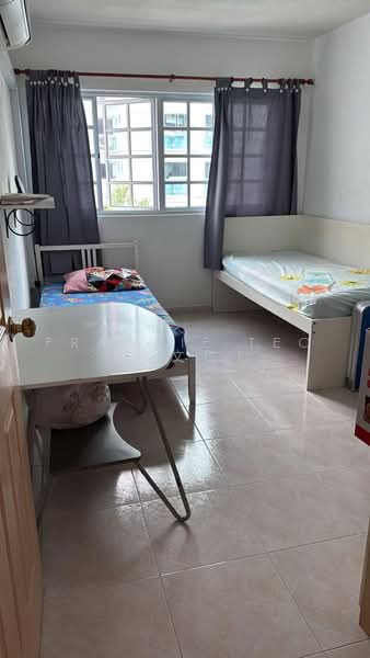 106 Gangsa Road, 106 Gangsa Road, Dairy Farm / Bukit Panjang / Choa Chu Kang, Room Rental, 160 sqft, HDB Flat For Rent, by Frankie Teo (张文仁), 25097822 - 1)Blk 106 - PropertyGuru.com.sg