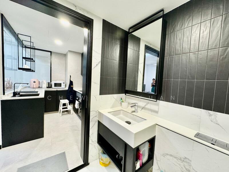 Bukit 828, 828 Upper Bukit Timah Road, 3 Bedrooms, 915 sqft, Condominium For Rent, by Chew Lih Yuan, 25097899 - PropertyGuru.com.sg