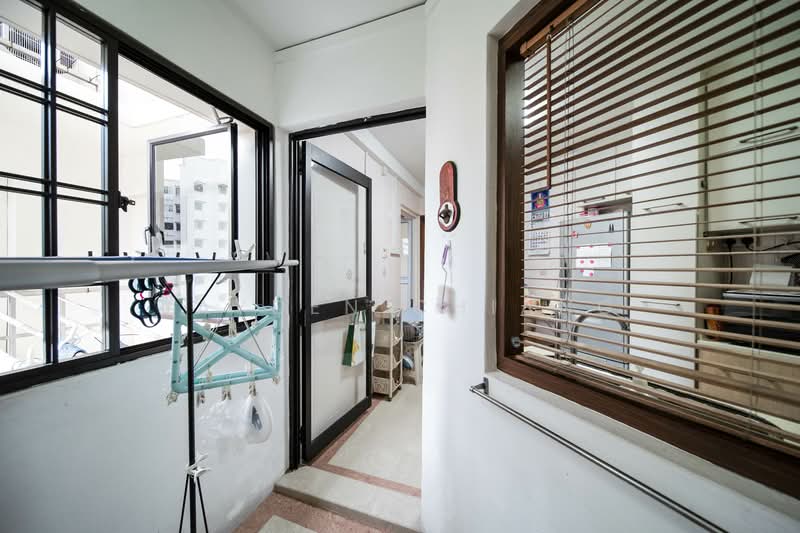 For Rent - 262C Compassvale Street