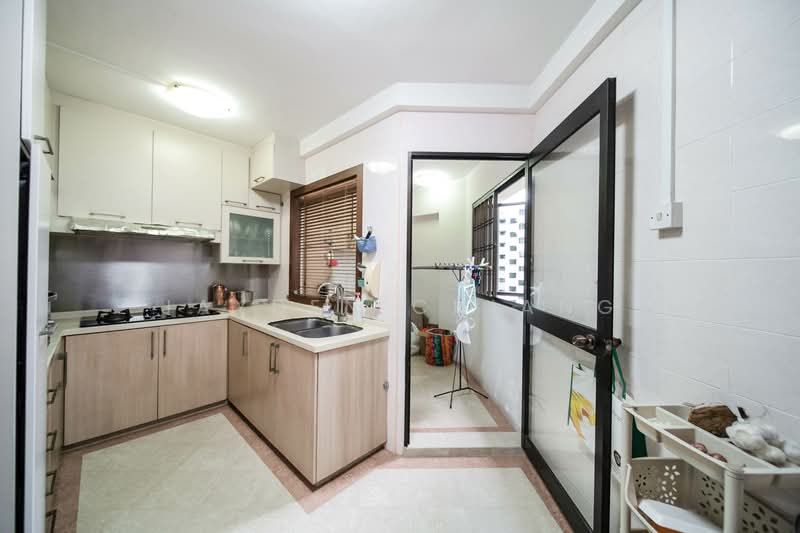 For Rent - 262C Compassvale Street