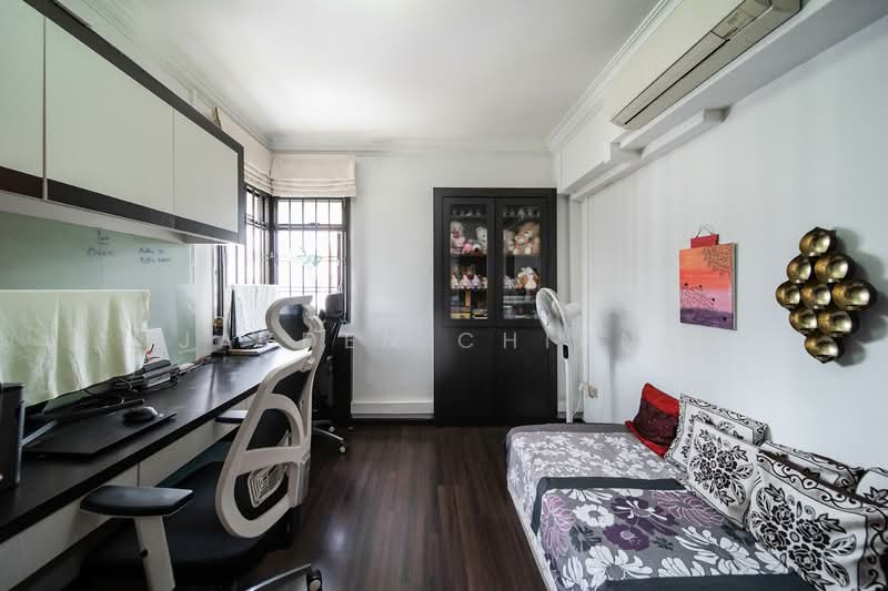 For Rent - 262C Compassvale Street