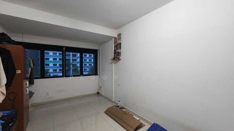 186 Choa Chu Kang Ave 1, Choa Chu Kang Ave 1, Dairy Farm / Bukit Panjang / Choa Chu Kang, 2 Bedrooms, 1,300 sqft, Walk-up Apartment For Rent, by Peggy Lim, 25099454 - PropertyGuru.com.sg