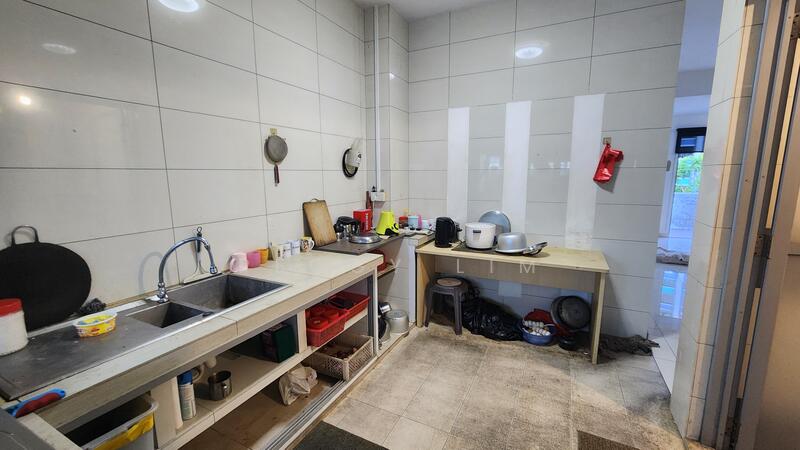 186 Choa Chu Kang Ave 1, Choa Chu Kang Ave 1, Dairy Farm / Bukit Panjang / Choa Chu Kang, 2 Bedrooms, 1,300 sqft, Walk-up Apartment For Rent, by Peggy Lim, 25099454 - PropertyGuru.com.sg