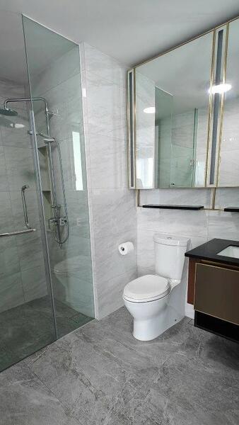 Normanton Park, 49 Normanton Park, 3 Bedrooms, 969 sqft, Condominium For Rent, by Bernard Goo, 25099460 - Master Bathroom - PropertyGuru.com.sg