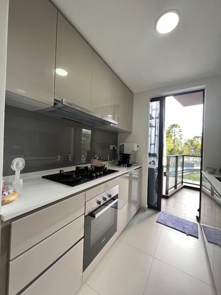 Lake Grande, 8 Jurong Lake Link, 3 Bedrooms, 904 sqft, Condominium For Rent, by Jessie Qi 期小姐, 25099917 - PropertyGuru.com.sg