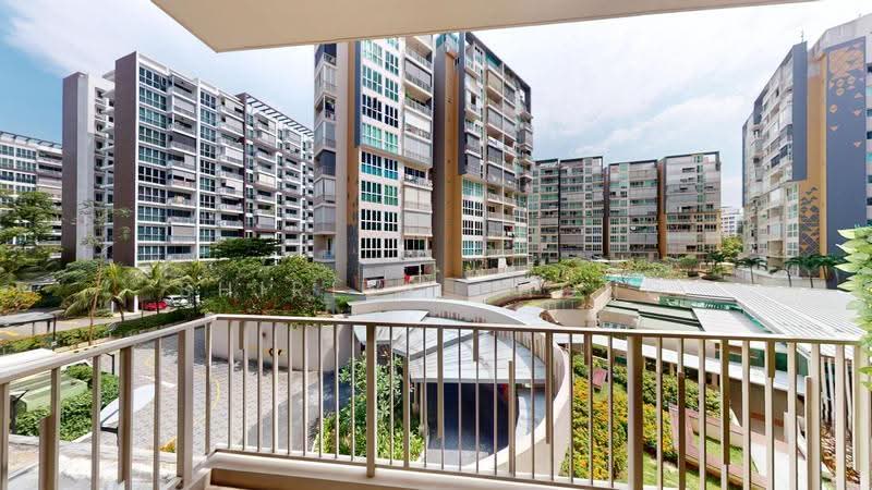 Watercolours, 35 Pasir Ris Link, Pasir Ris / Tampines, 3 Bedrooms, 1,000 sqft, Executive Condominium For Rent, by Shirley Chong, 25100605 - Master Bedroom With Balcony - PropertyGuru.com.sg
