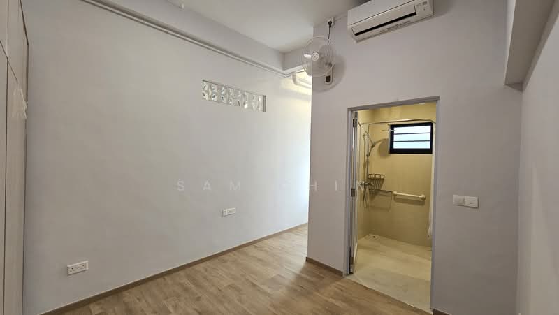 Sea Avenue Corner Ground Floor Apartment near East Coast Road, Sea Avenue, 3 Bedrooms, 1,163 sqft, Corner Terrace For Rent, by Sam Chin, 25100823 - PropertyGuru.com.sg