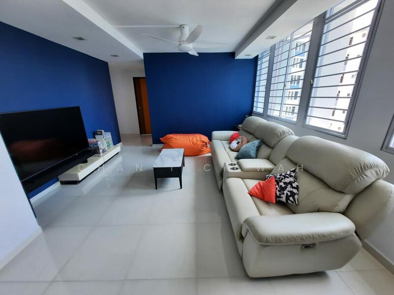 For Sale - 924 Hougang Avenue 9