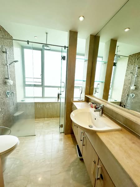 For Rent - The Raintree