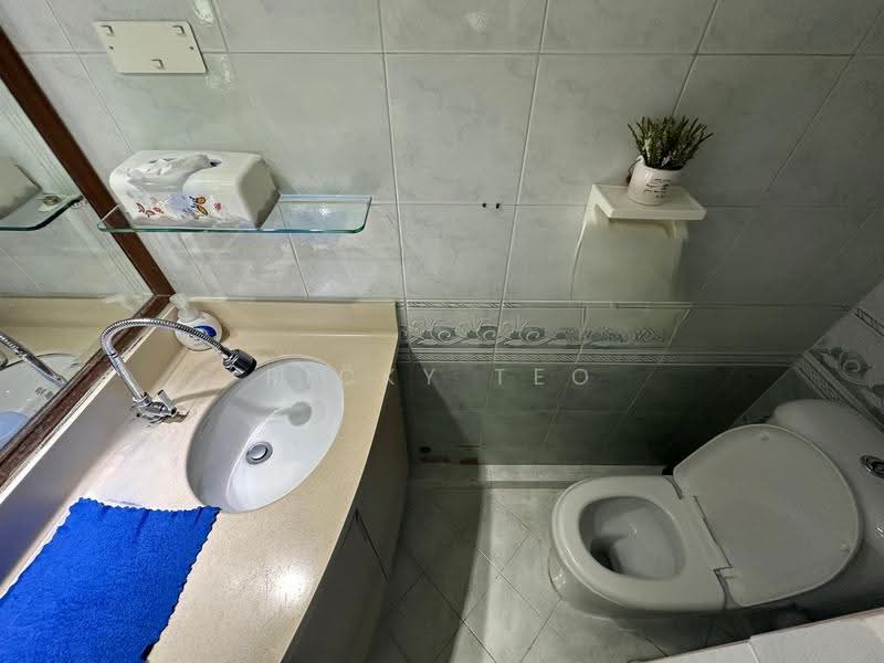 1 Queen's Road, 1 Queen's Road, Tanglin / Holland / Bukit Timah, 4 Bedrooms, 1,324 sqft, HDB Flat For Rent, by Ricky Teo, 25103319 - PropertyGuru.com.sg