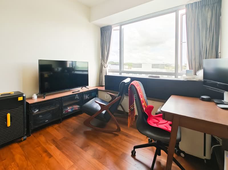 Coastal Breeze Residences Condominium For Sale at S$ 1,450,000 | PropertyGuru Singapore