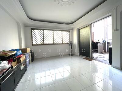 For Sale - 455 Hougang Avenue 10