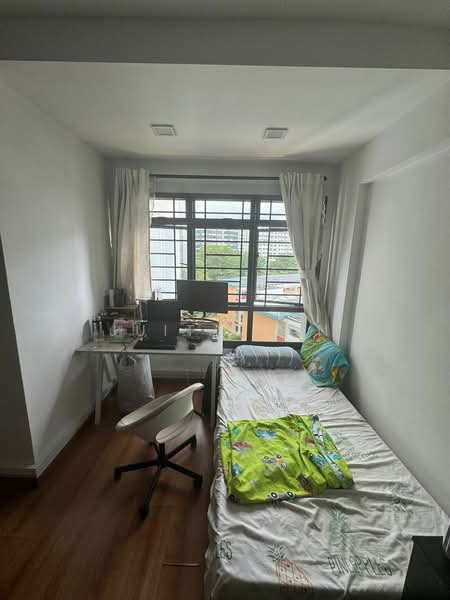 587 Woodlands Drive 16, 587 Woodlands Drive 16, Room Rental, 120 sqft, HDB Flat For Rent, by Juita Tan, 25104542 - PropertyGuru.com.sg