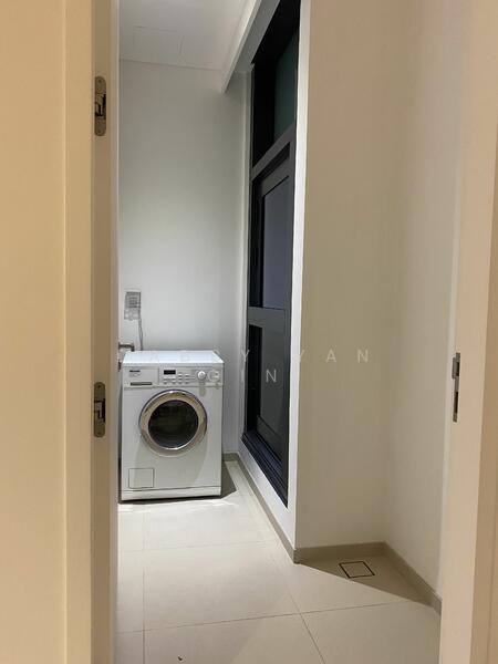 South Beach Residences, 28 South Beach Road, 2 Bedrooms, 1,227 sqft, Condominium For Rent, by Dabby Yan Qin, 25104576 - PropertyGuru.com.sg